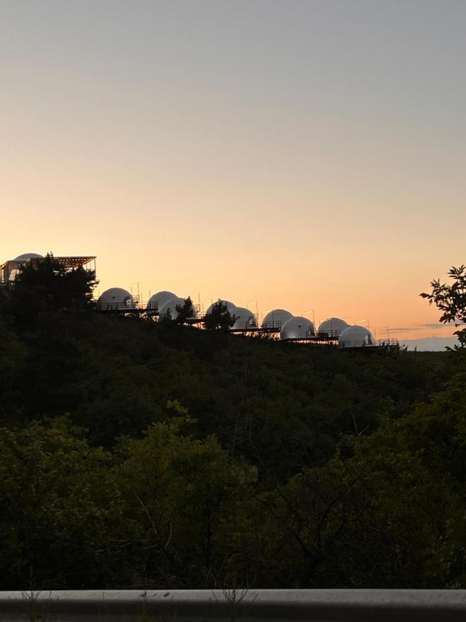 Signagi Glamping Hotell Exteriör bild